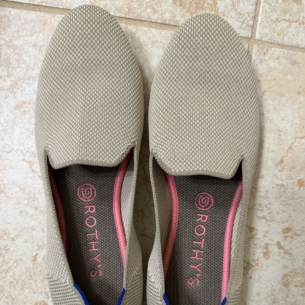 Rothy’s loafer in linen double stitch